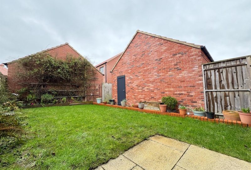 Bee Orchid Way, Louth