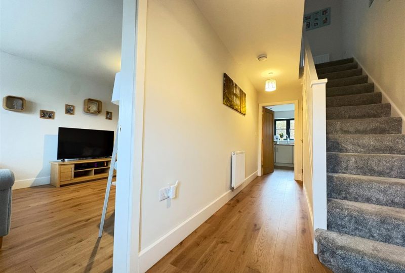 Bee Orchid Way, Louth