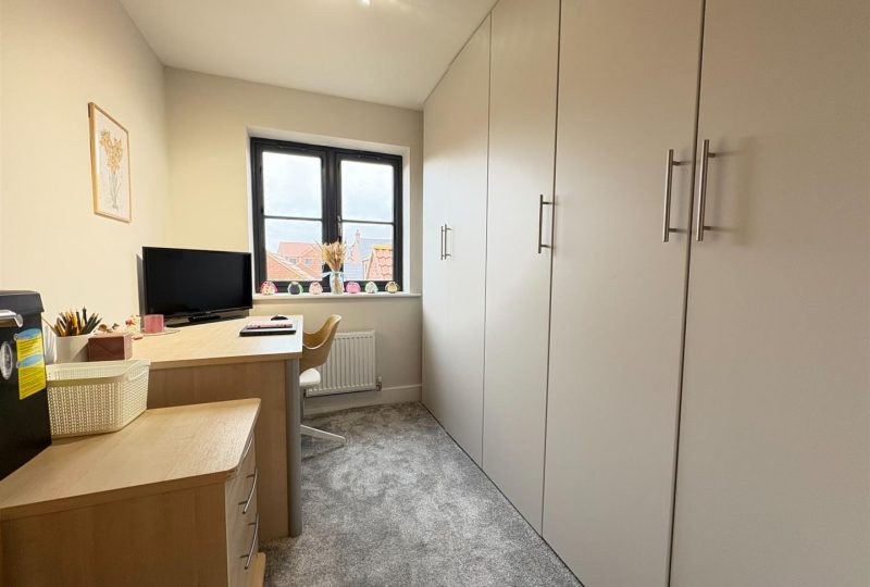 Bee Orchid Way, Louth