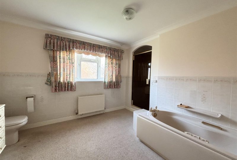 St. James View, Louth