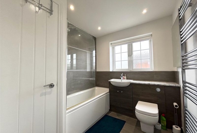 Gibson Way, Manby, Louth