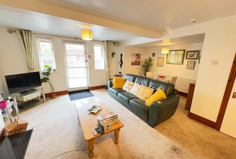 George Street, Louth