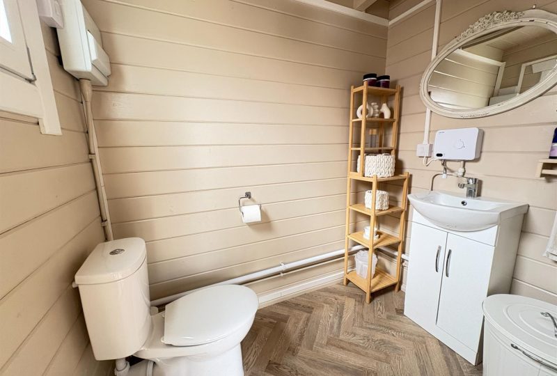 Roberts Meadow, Alvingham, Louth