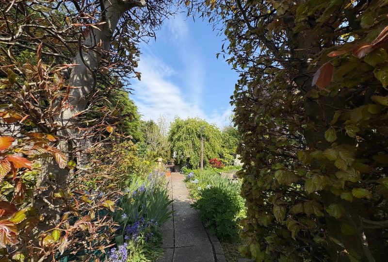 Hawthorne Avenue, Louth