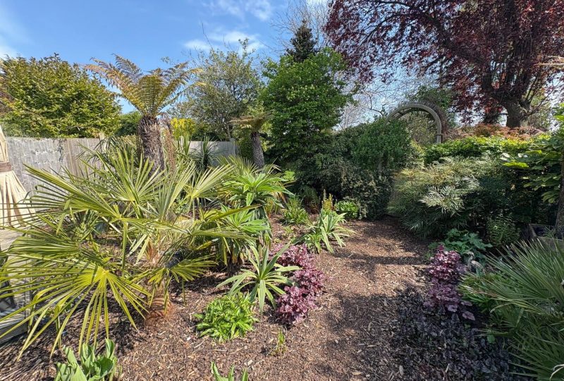 Hawthorne Avenue, Louth