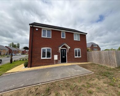 /var/www/tes-property.co.uk/public/uploads/244315-Vm8b2HXBqk2uS3vootGhtA.jpg