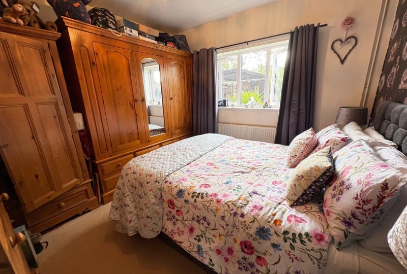 Conlie Close, Alford