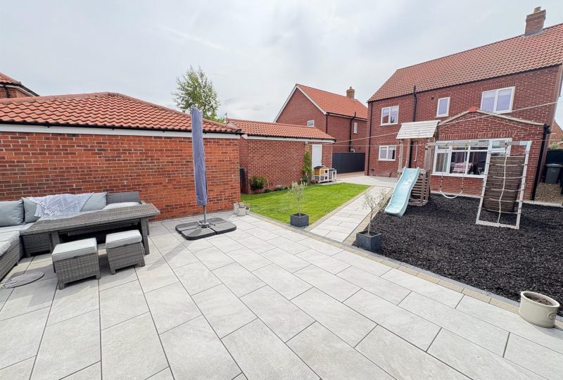 Holly Crescent, Louth