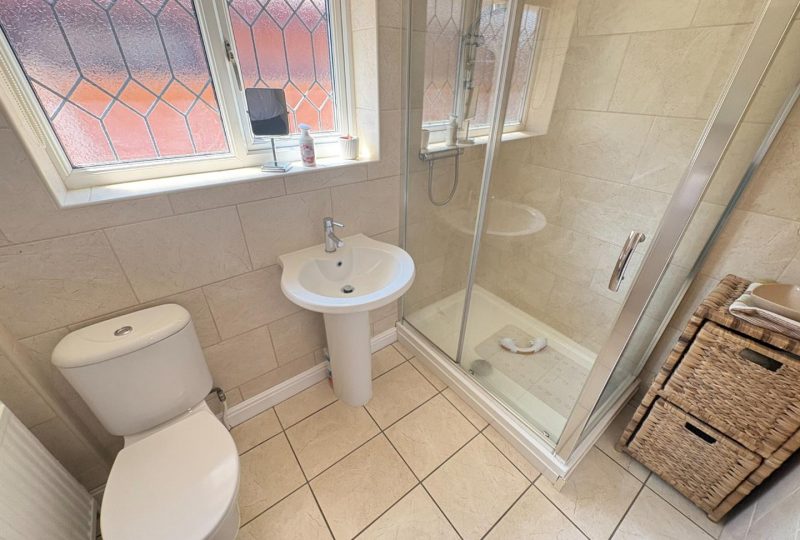 Picksley Crescent, Holton-Le-Clay