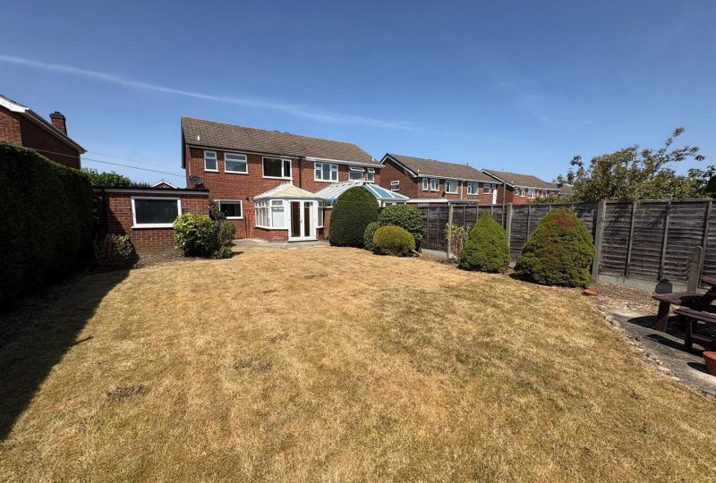 Andrews Close, Louth