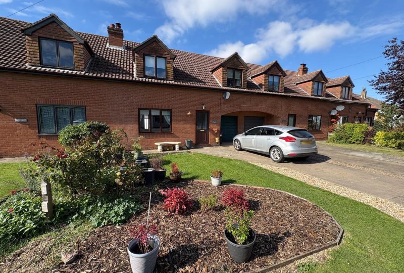Main Road, Covenham St. Bartholomew, Louth, LN11 0PF