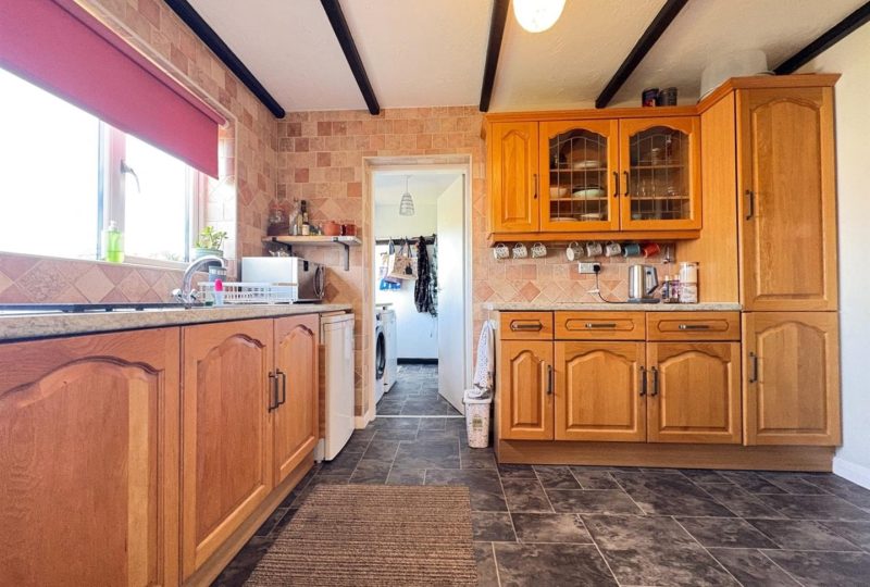 Main Road, Covenham St. Bartholomew, Louth, LN11 0PF
