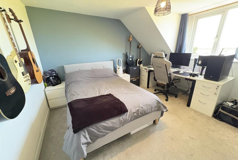 Main Road, Covenham St. Bartholomew, Louth, LN11 0PF