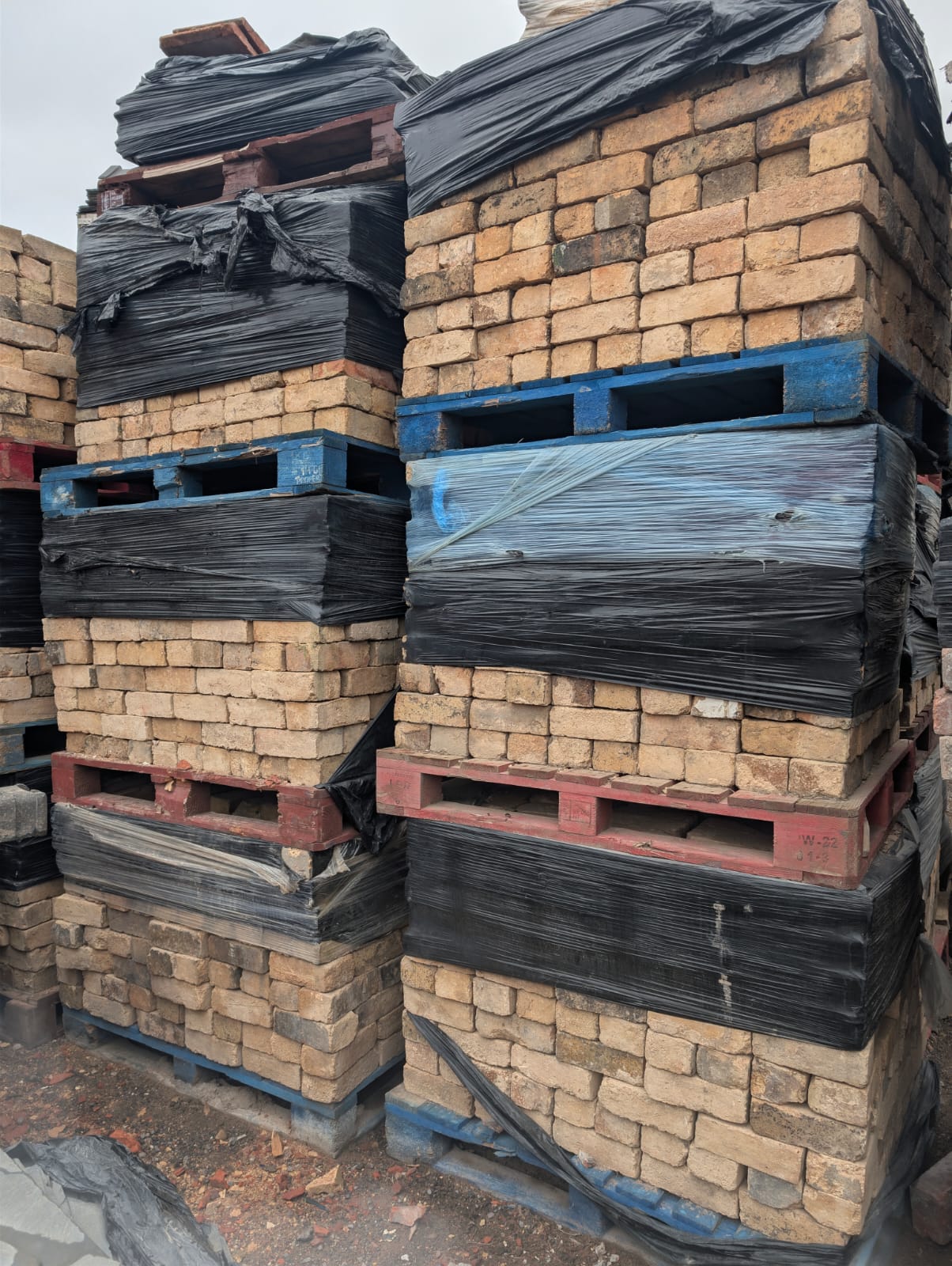 Langworth Yellow Bricks