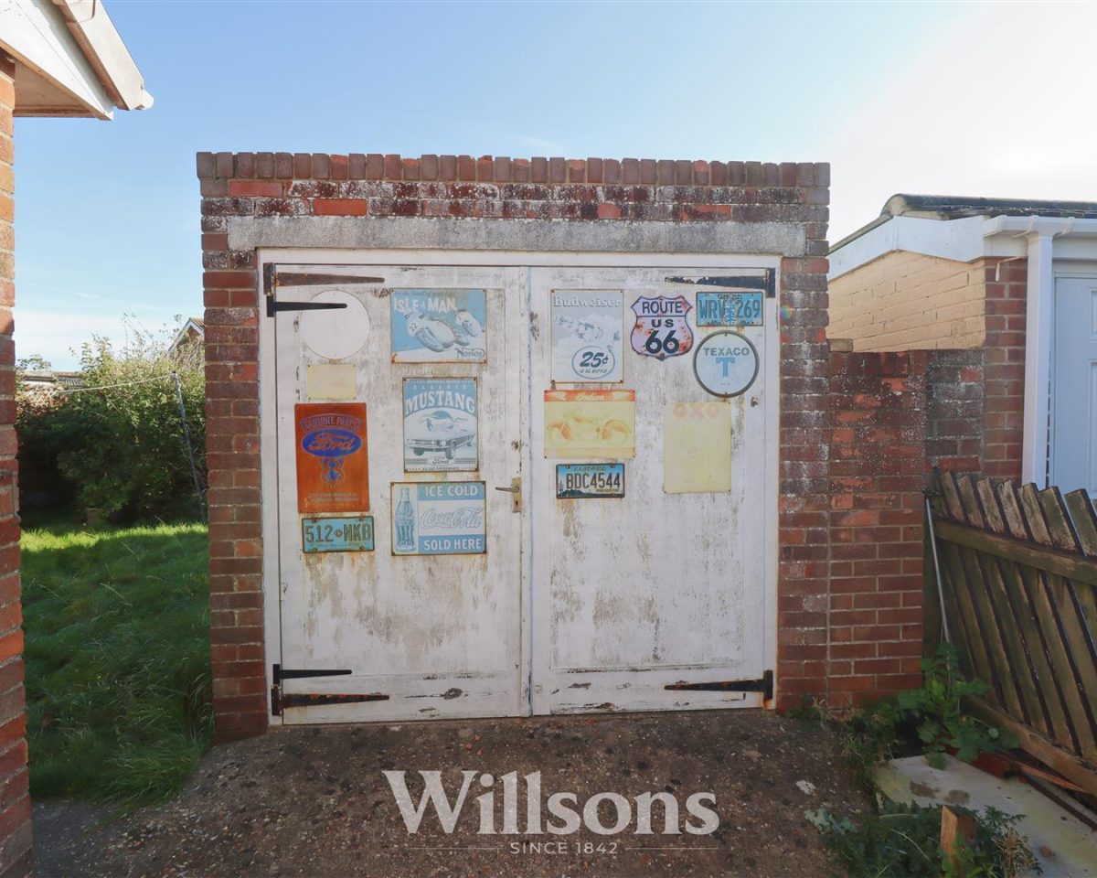 Golf Road, Mablethorpe