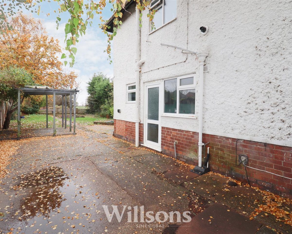 Christopher Road, Alford