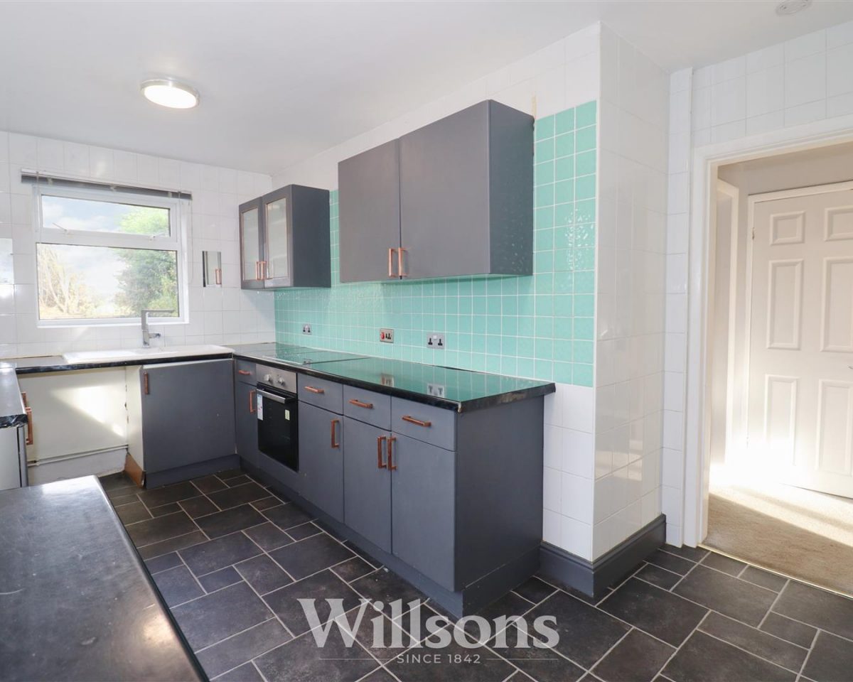 Christopher Road, Alford