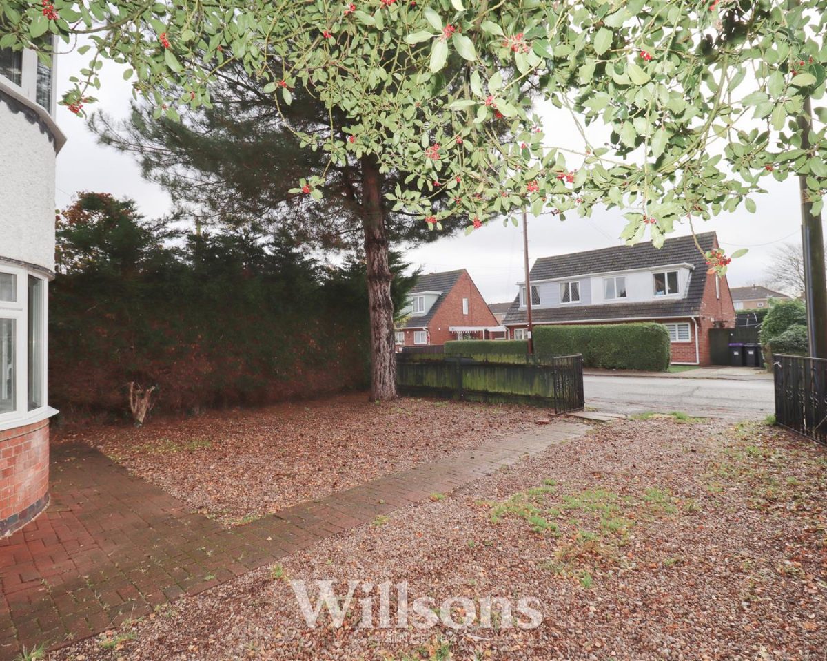 Christopher Road, Alford