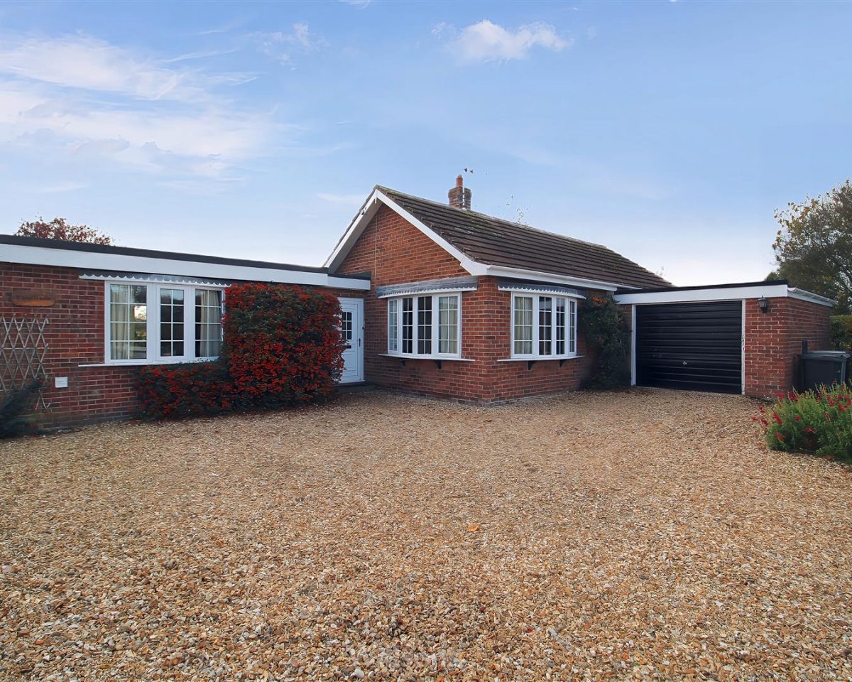 Summer Gates Lane, Bratoft, Skegness