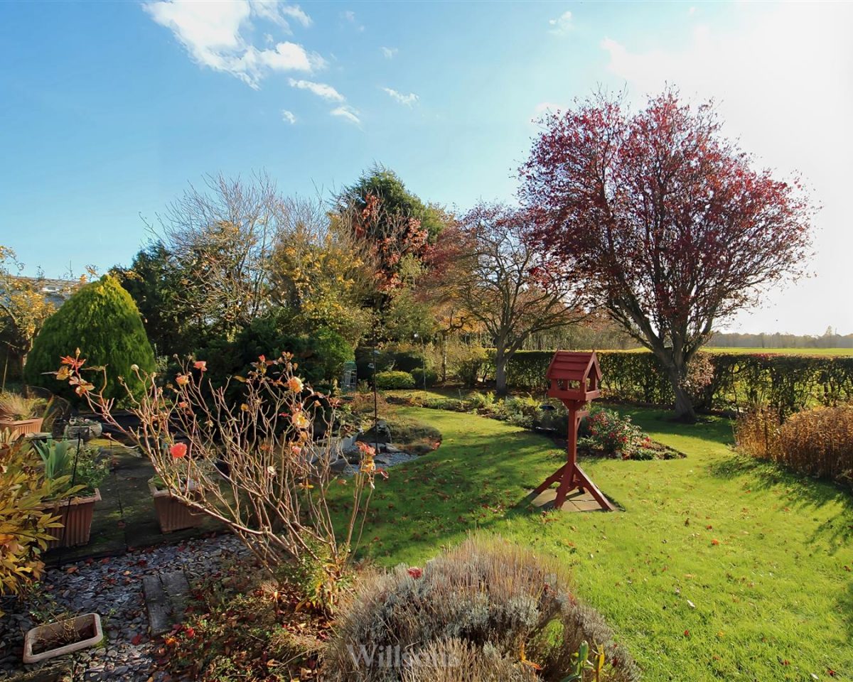 Summer Gates Lane, Bratoft, Skegness