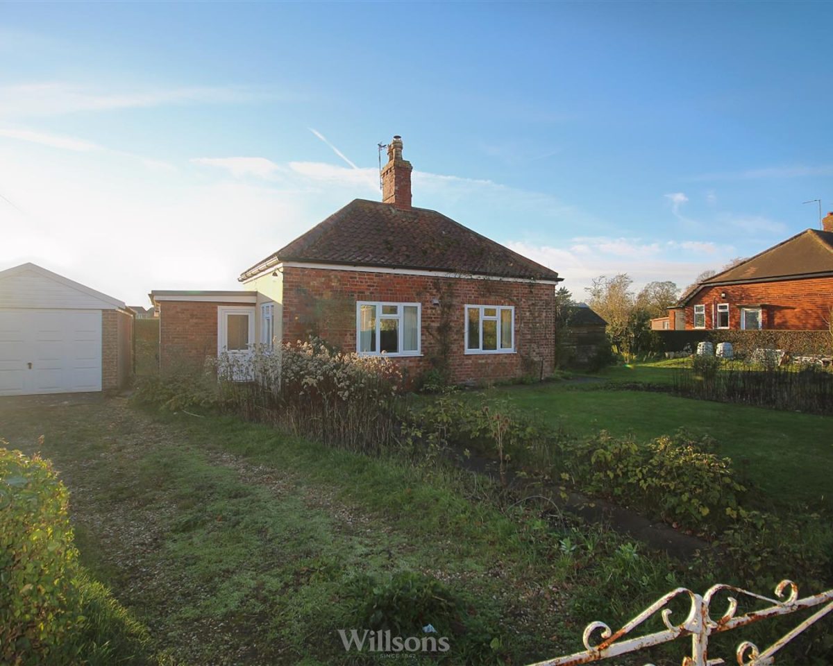 Church Road, Friskney