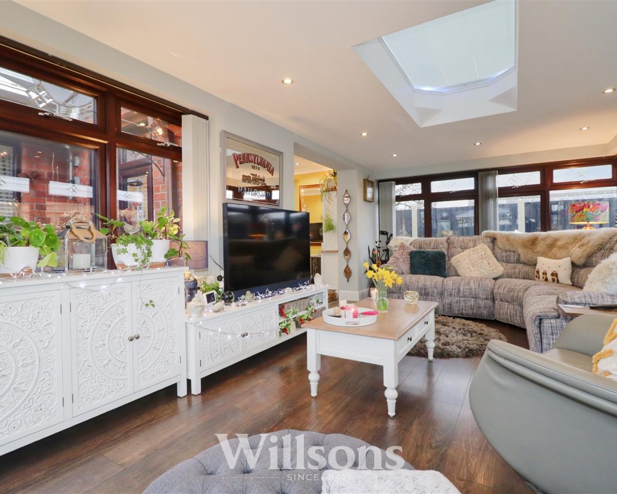 Honeysuckle Close, Sutton-On-Sea, Mablethorpe