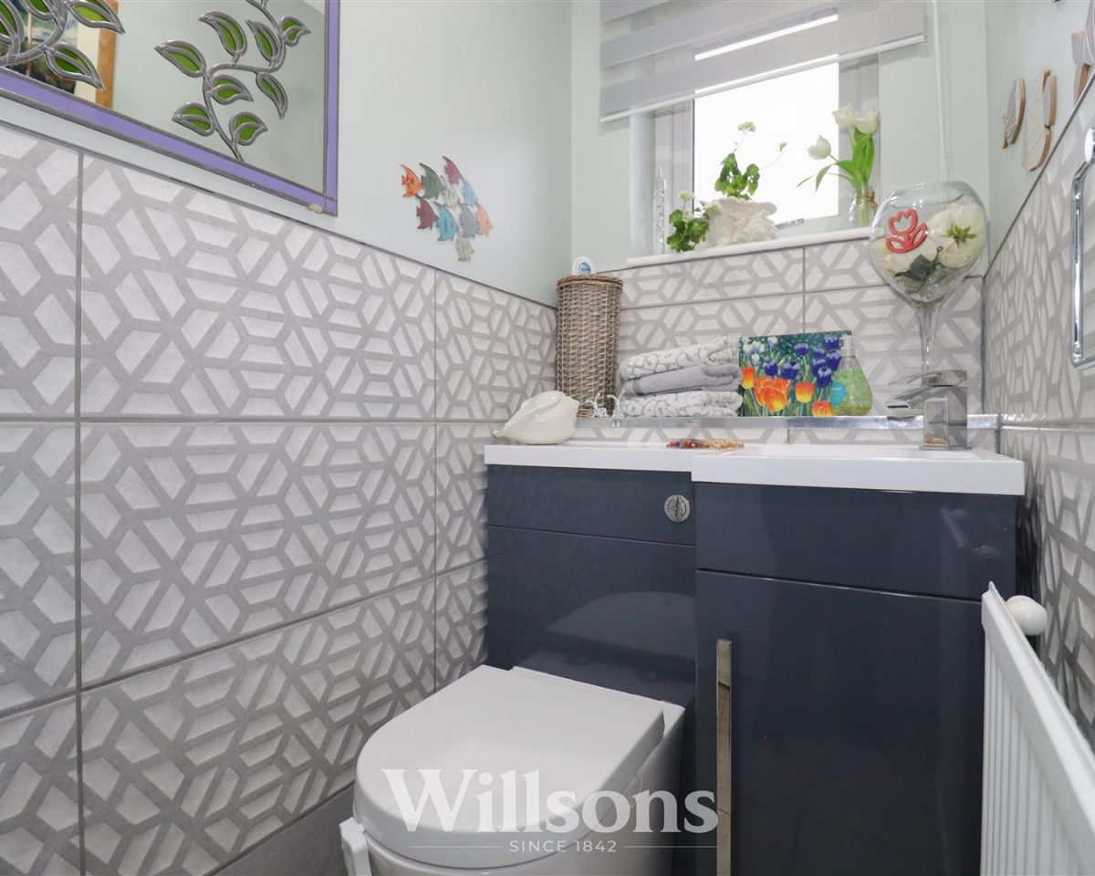 Honeysuckle Close, Sutton-On-Sea, Mablethorpe