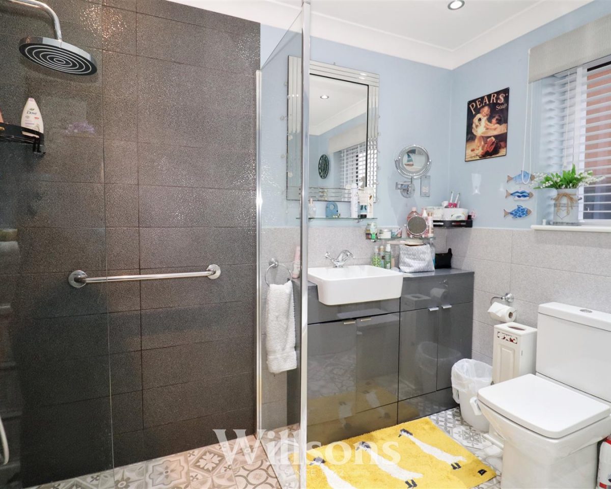 Honeysuckle Close, Sutton-On-Sea, Mablethorpe