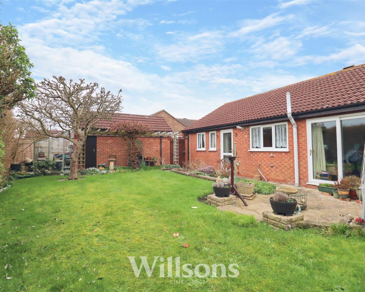 Robinson Avenue, Alford