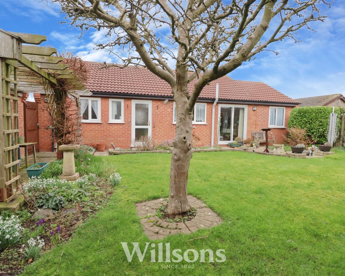 Robinson Avenue, Alford