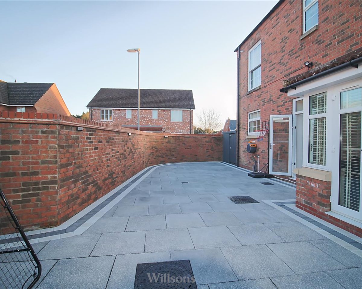 Bishop Tozer Close, Burgh Le Marsh, Skegness