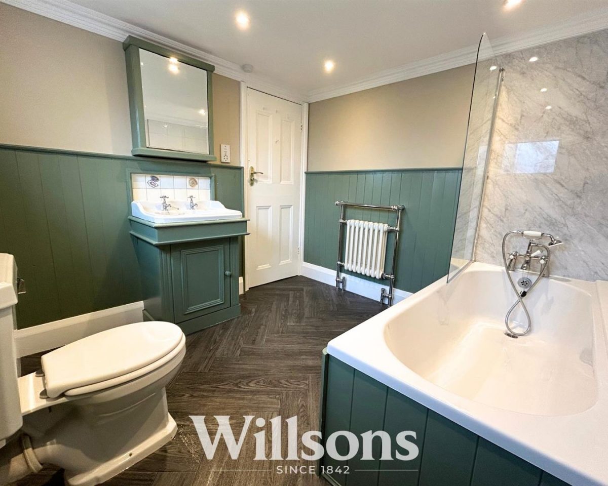 310 Drummond Road, Skegness