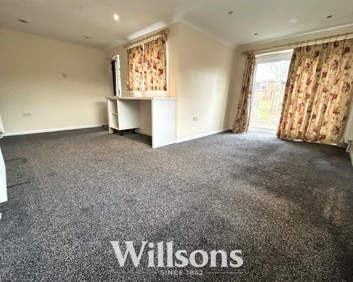 310 Drummond Road, Skegness