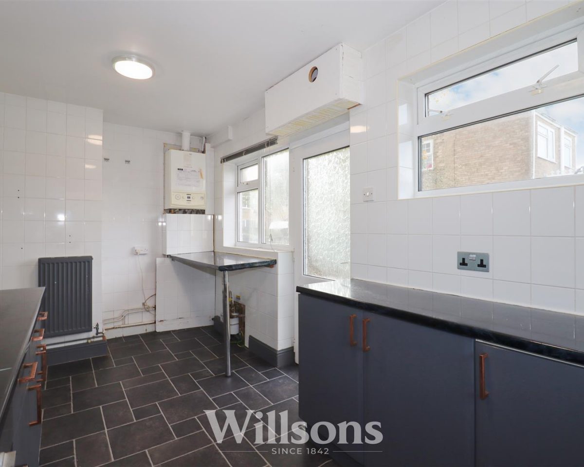 Christopher Road, Alford