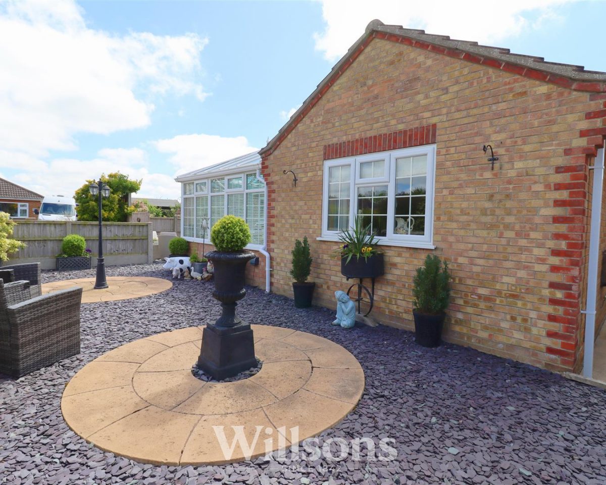 Holywell Road, Alford