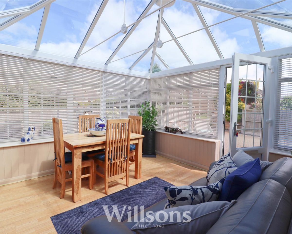 Holywell Road, Alford