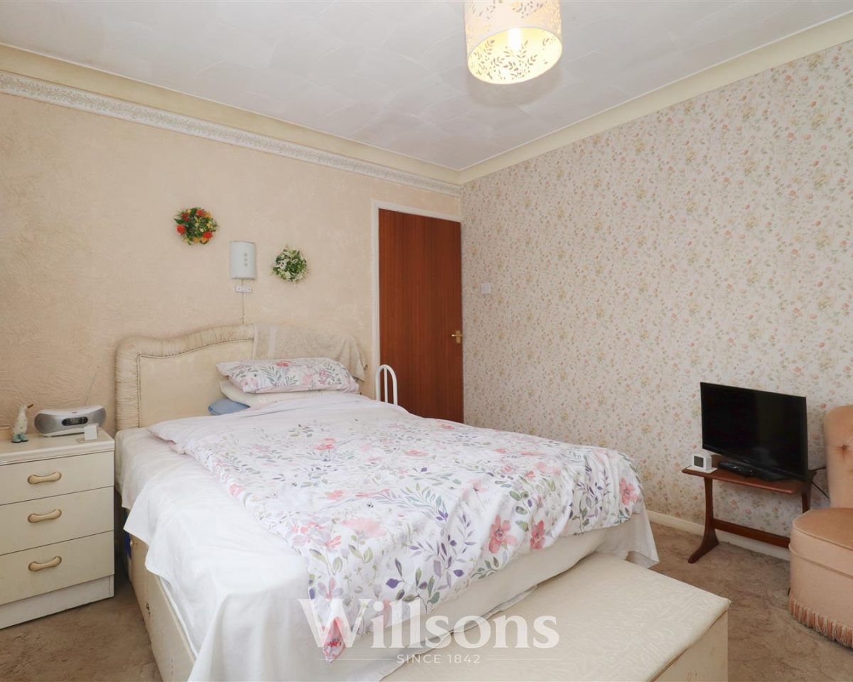 Robinson Avenue, Alford