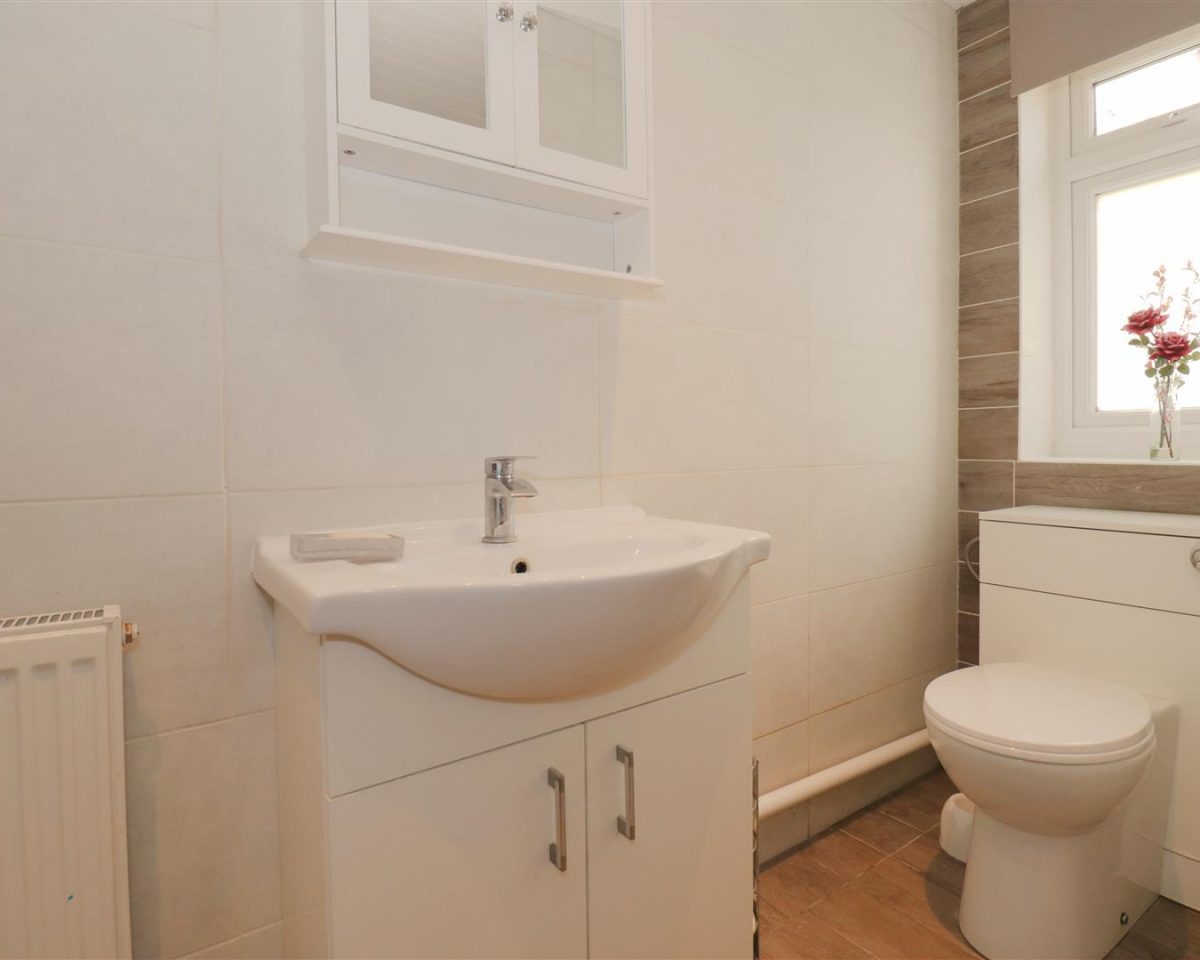 Hamilton Road, Alford