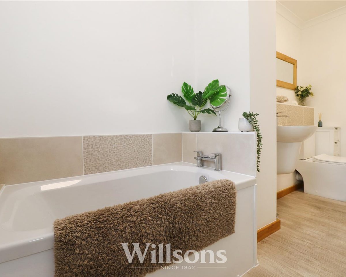 Parklands, Mumby, Alford