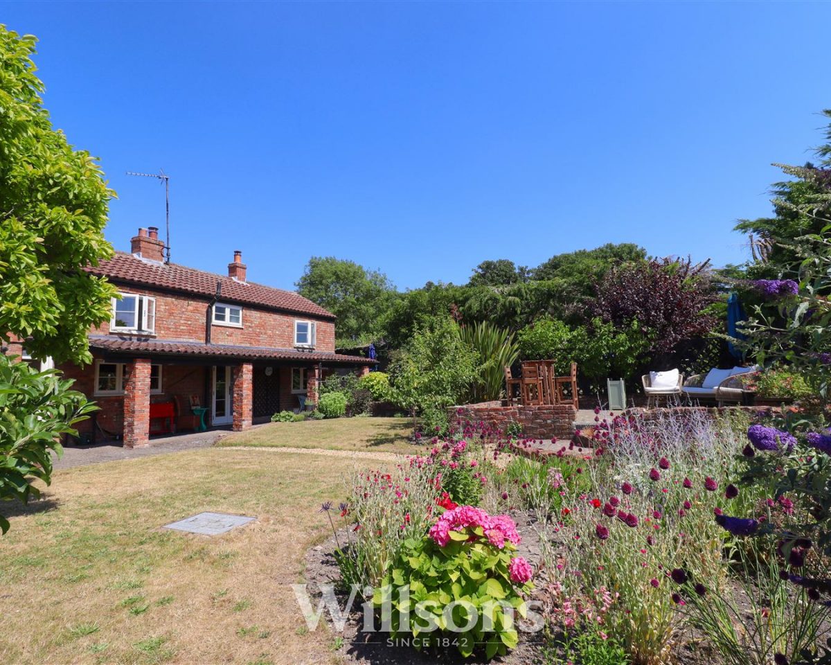 Church Walk, Skendleby, Spilsby