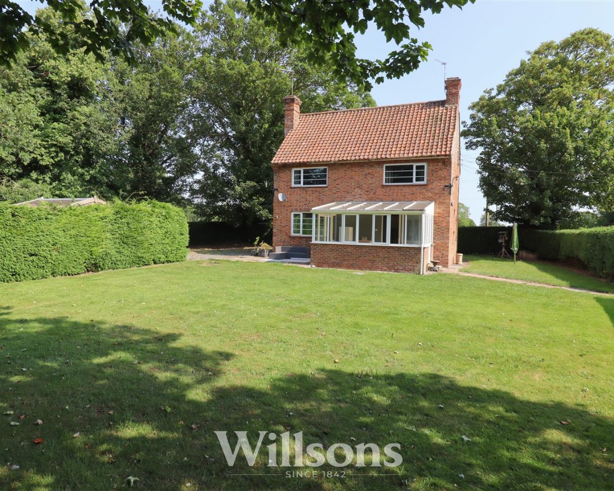 Main Street, Gayton Le Marsh