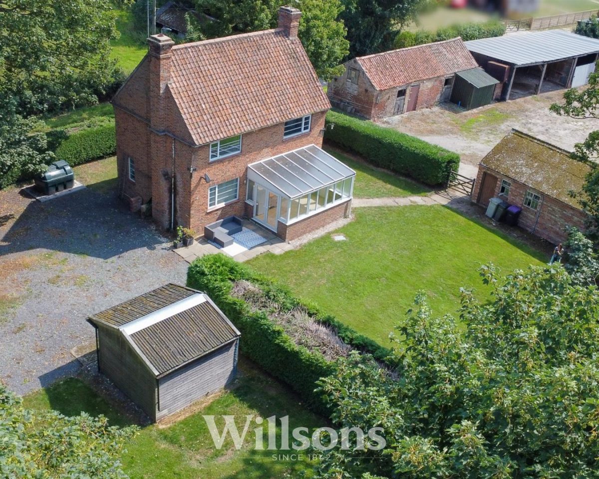 Main Street, Gayton Le Marsh