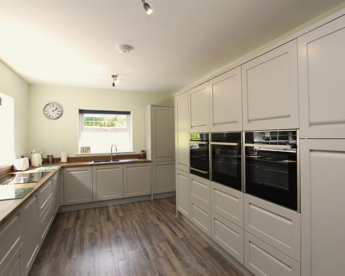 Hemingby Road, Belchford