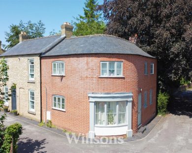 /var/www/willsons-property.co.uk/public/uploads/232891-aQM9YntYLU-sQT4xNzGlZg.jpg