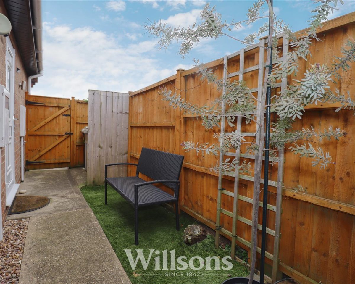 Temple Close, Alford