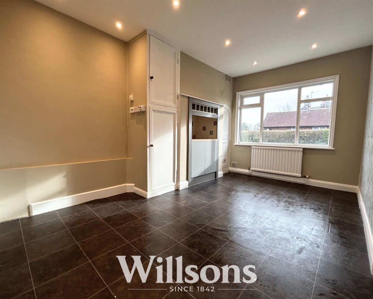 310 Drummond Road, Skegness