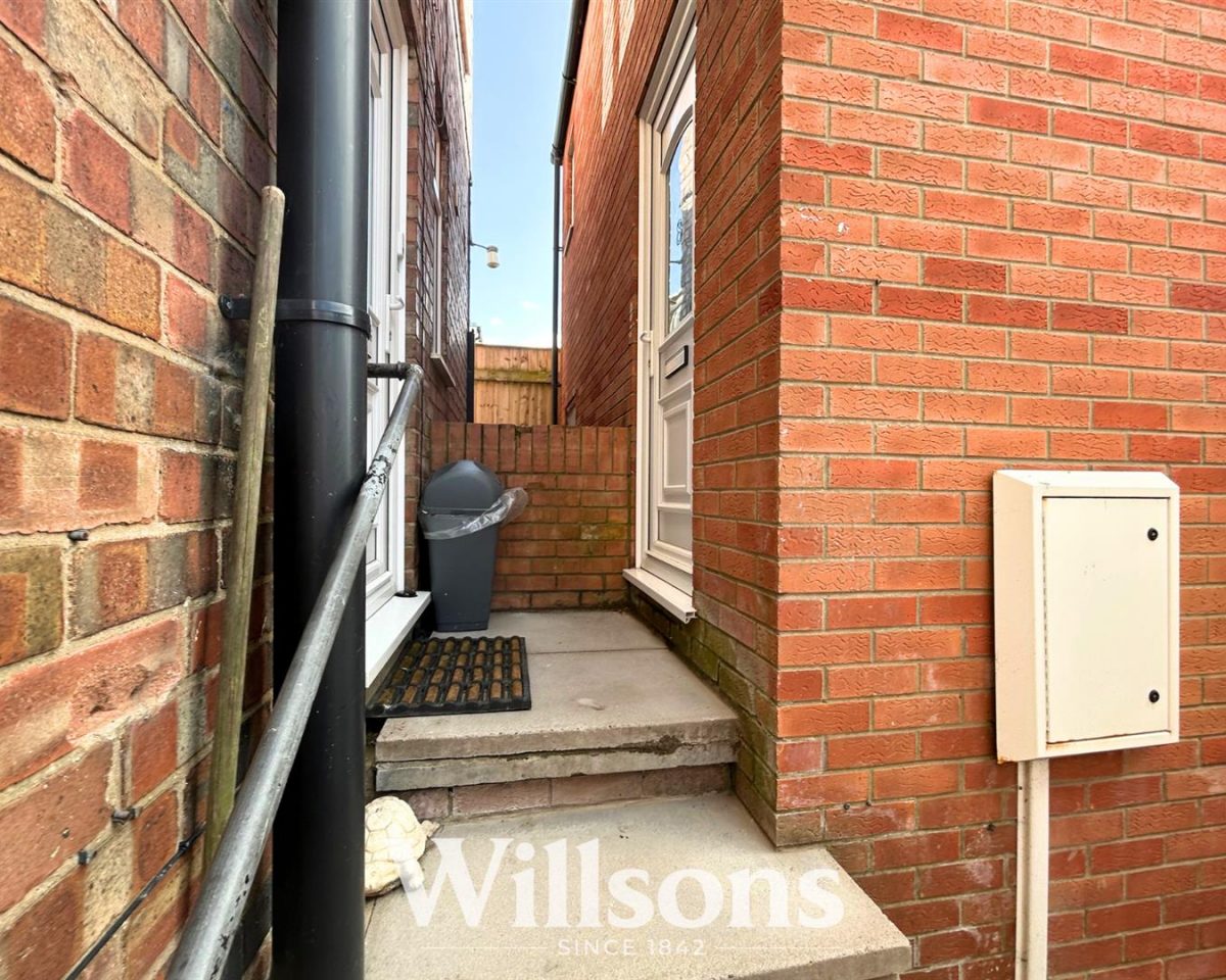 90 Drummond Road, Skegness