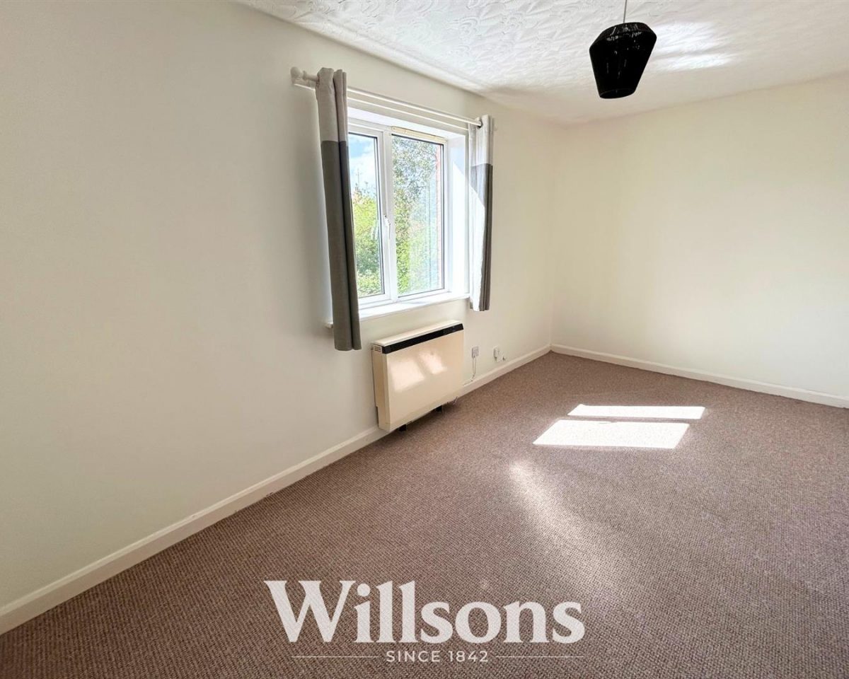 90 Drummond Road, Skegness
