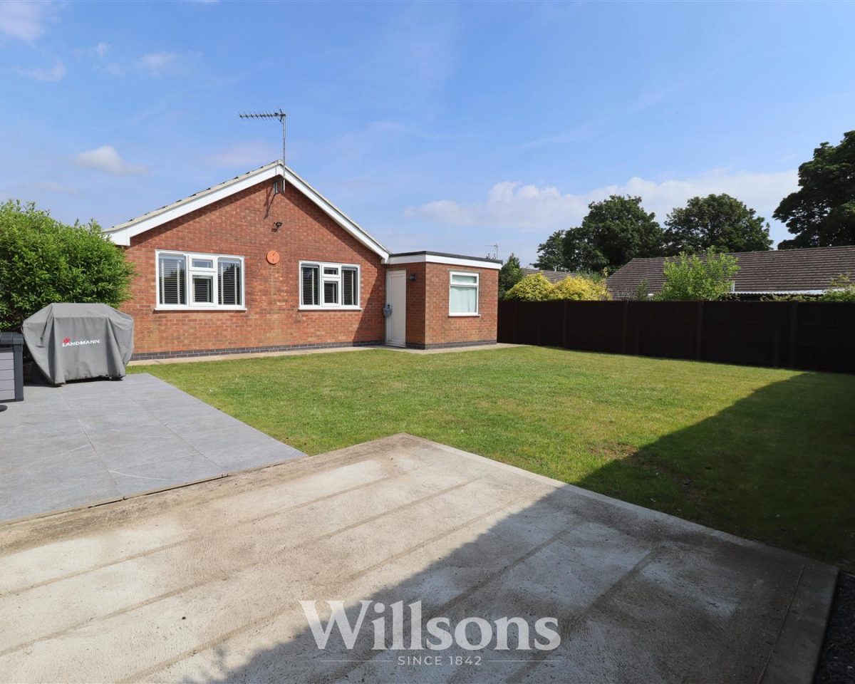 Dixon Drive, Alford