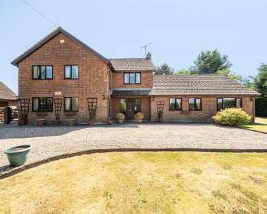 /var/www/willsons-property.co.uk/public/uploads/253271-oY6BtfiS3kqv-EUdjjhnLQ.jpg